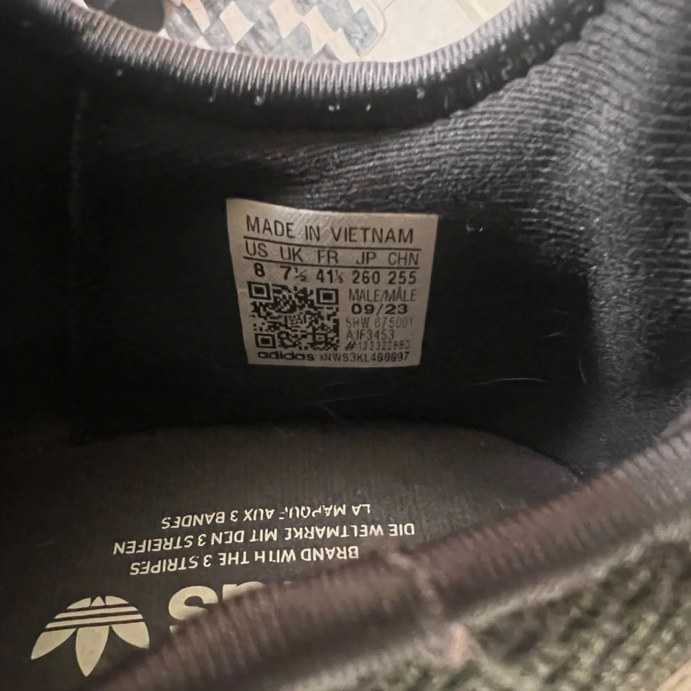 Adidas MND Men's Dark Gray Sneakers size 8 - Picture 6 of 7